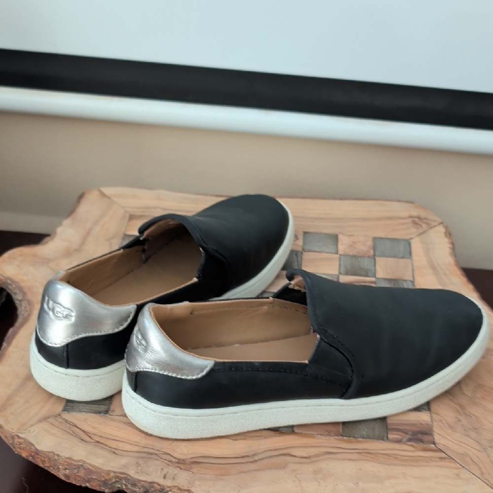 UGG Black Slip-On Sneakers with Silver Detail